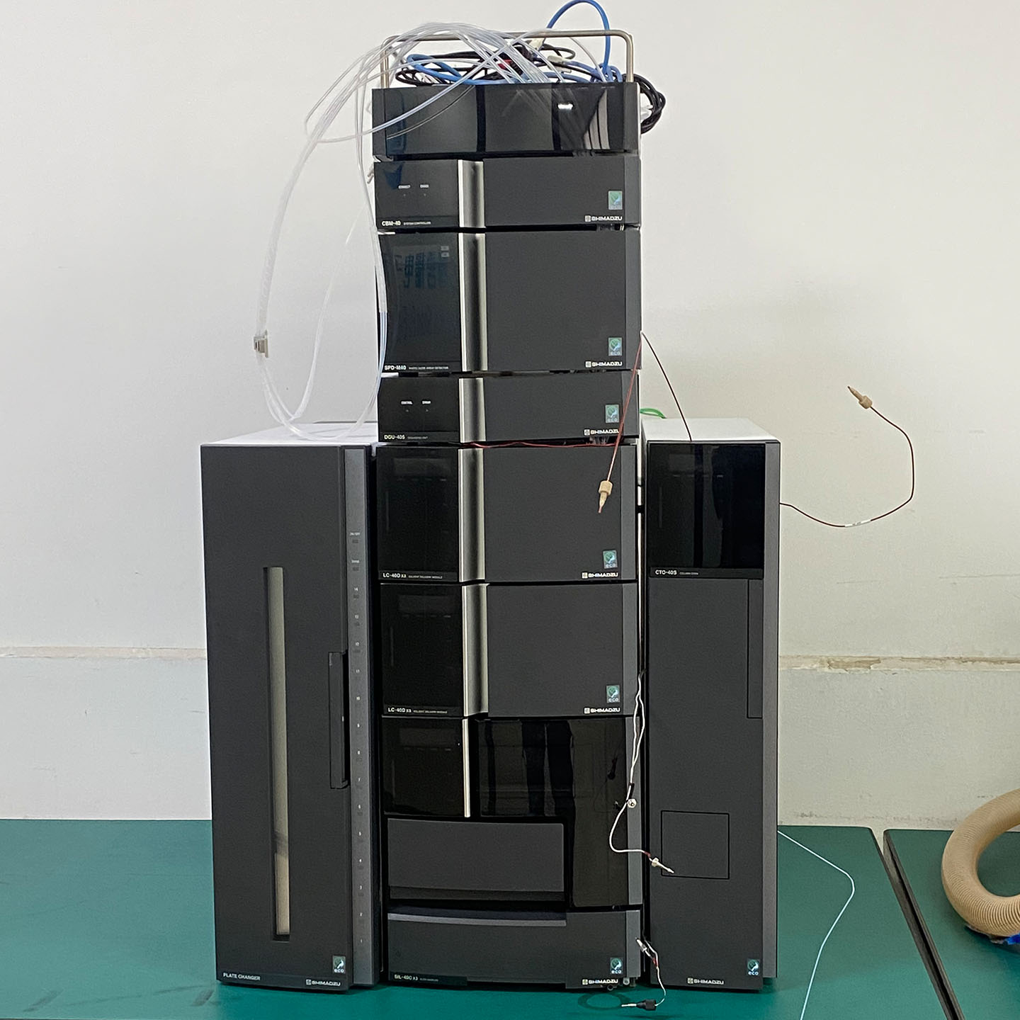 Shimadzu LC-40A Shimadzu Liquid Chromatography System Modular Front End Liquid Chromatography
